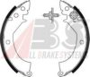 MK K K6633 Brake Shoe Set